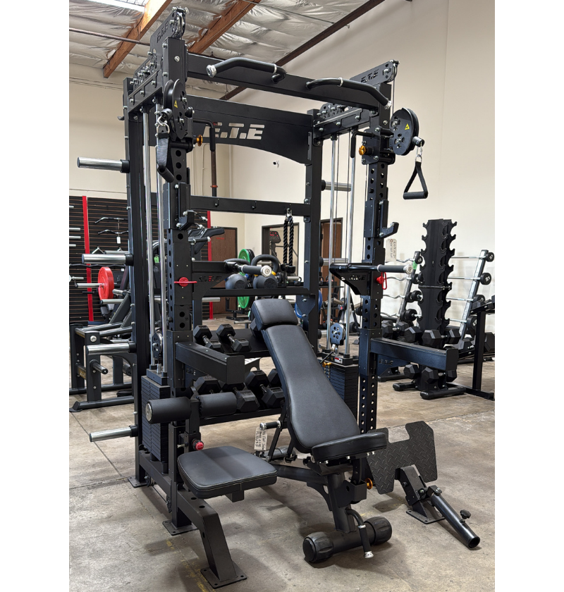 All-in-1 Half Rack with Functional Trainer ONTARIO FLOOR MODEL
